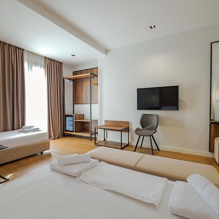 Hotel Central Vlore Ngoại thất bức ảnh
