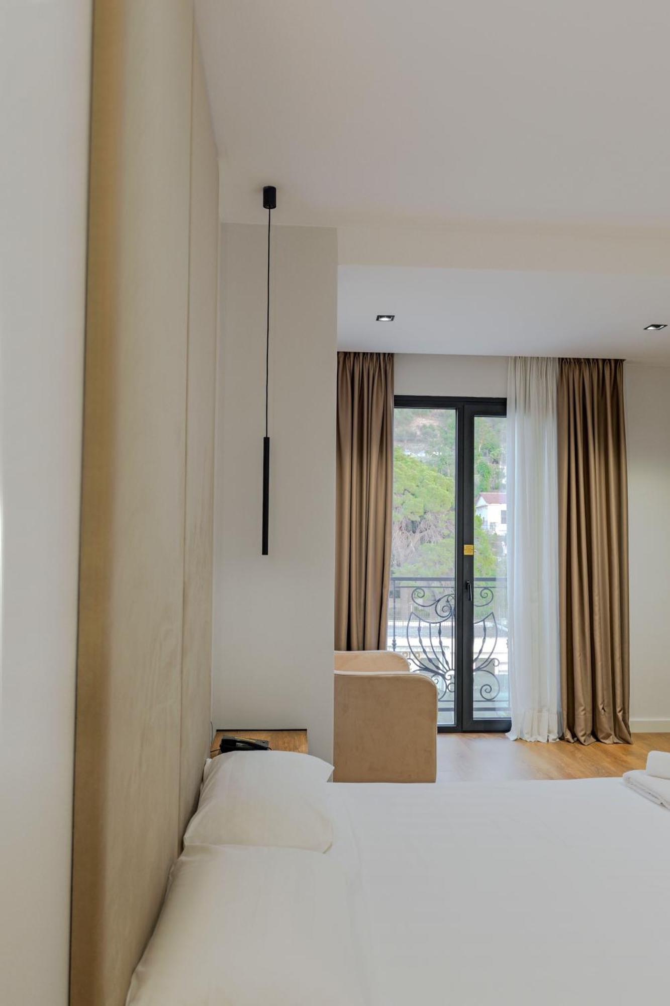 Hotel Central Vlore Ngoại thất bức ảnh