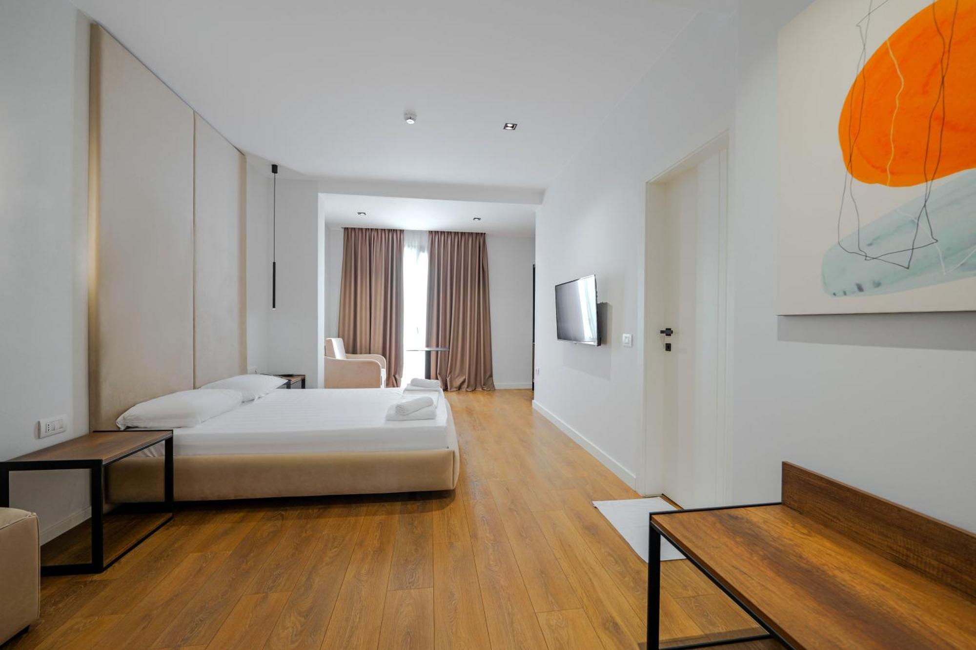 Hotel Central Vlore Ngoại thất bức ảnh