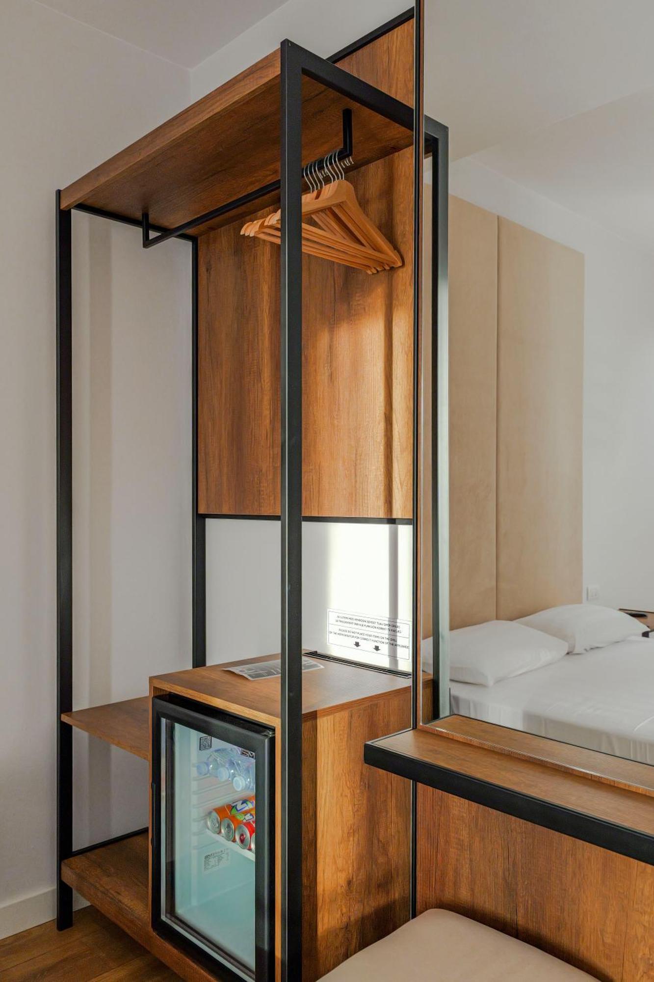 Hotel Central Vlore Ngoại thất bức ảnh