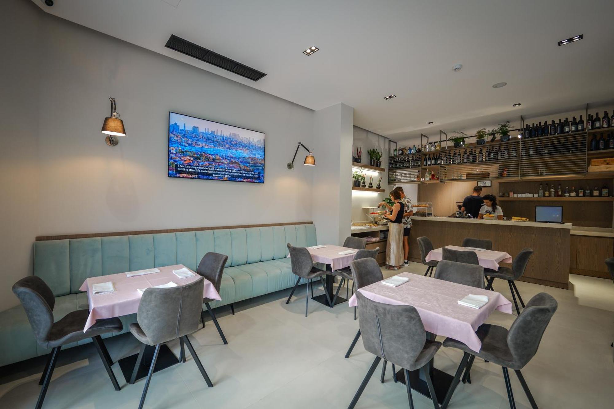 Hotel Central Vlore Ngoại thất bức ảnh