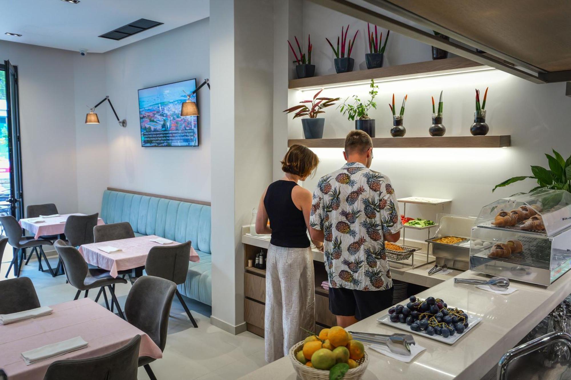 Hotel Central Vlore Ngoại thất bức ảnh