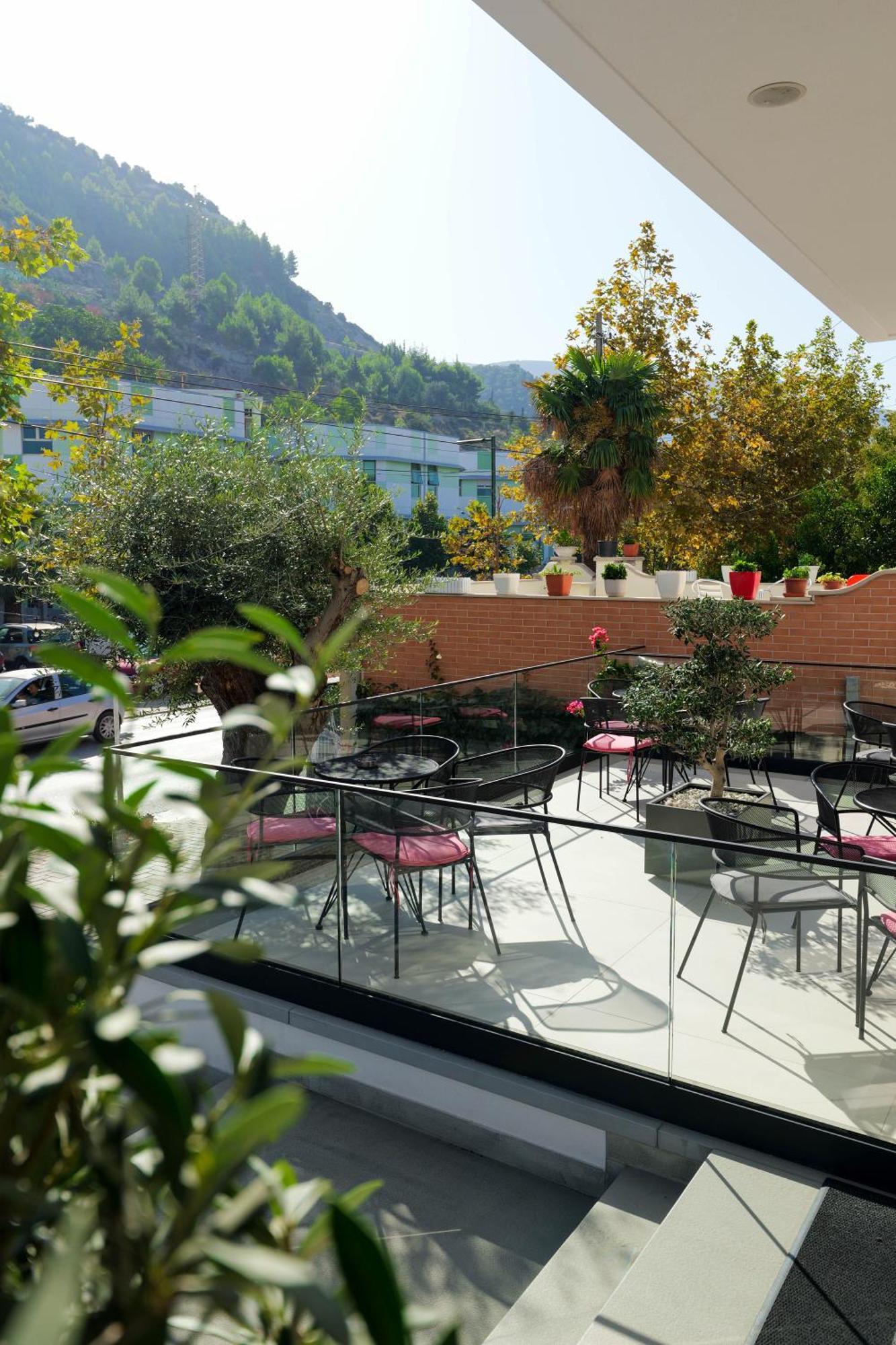 Hotel Central Vlore Ngoại thất bức ảnh